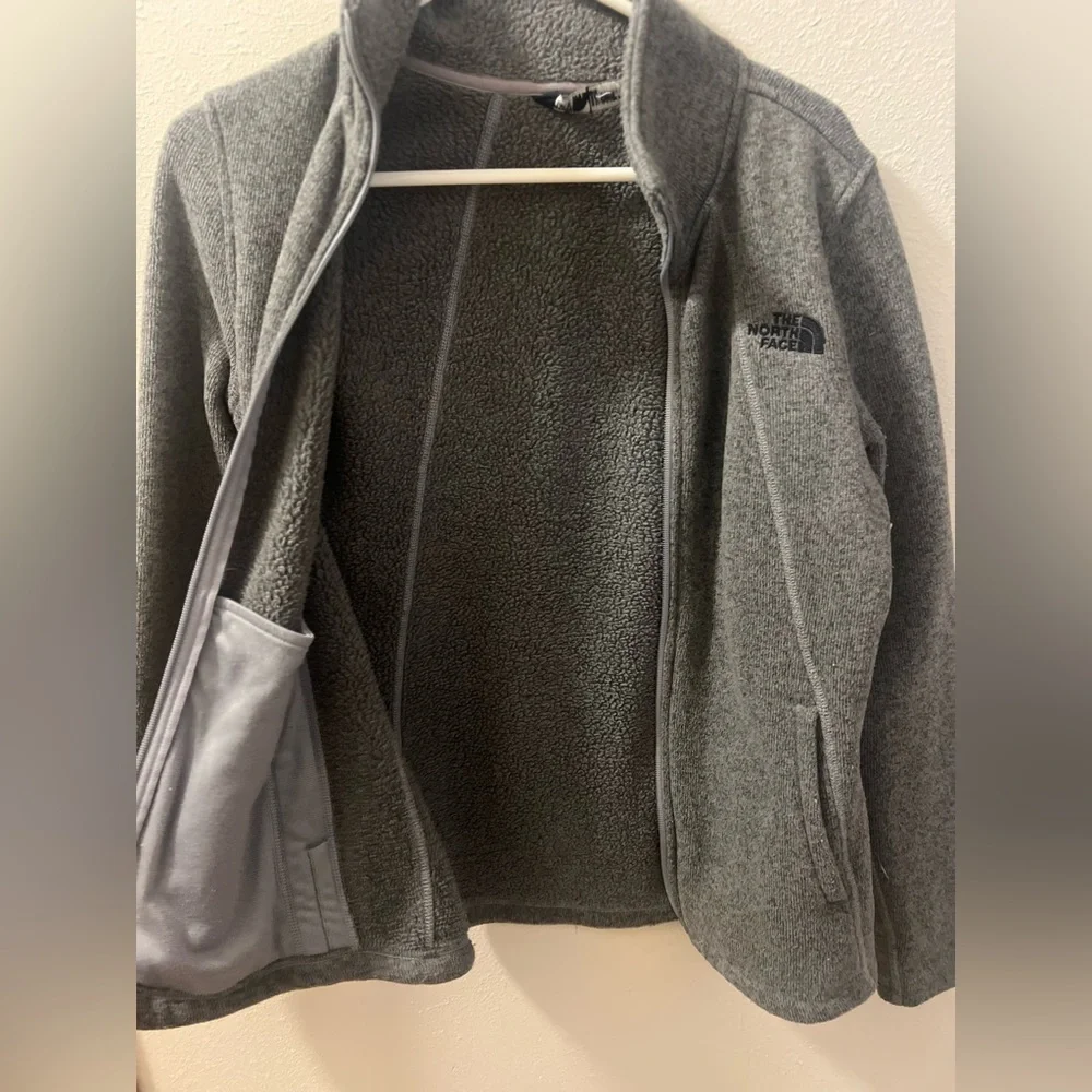 The North Face Women's Crescent Full Zip - Grey Heather - Picture 3 of 5